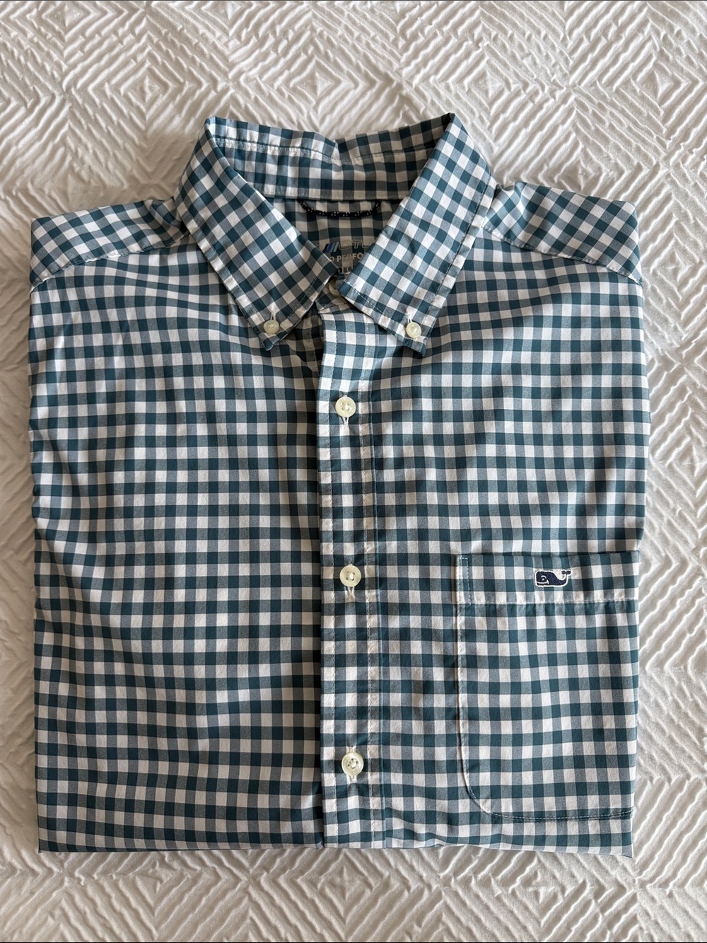 Vineyard Vines OTG Performance Button Down
